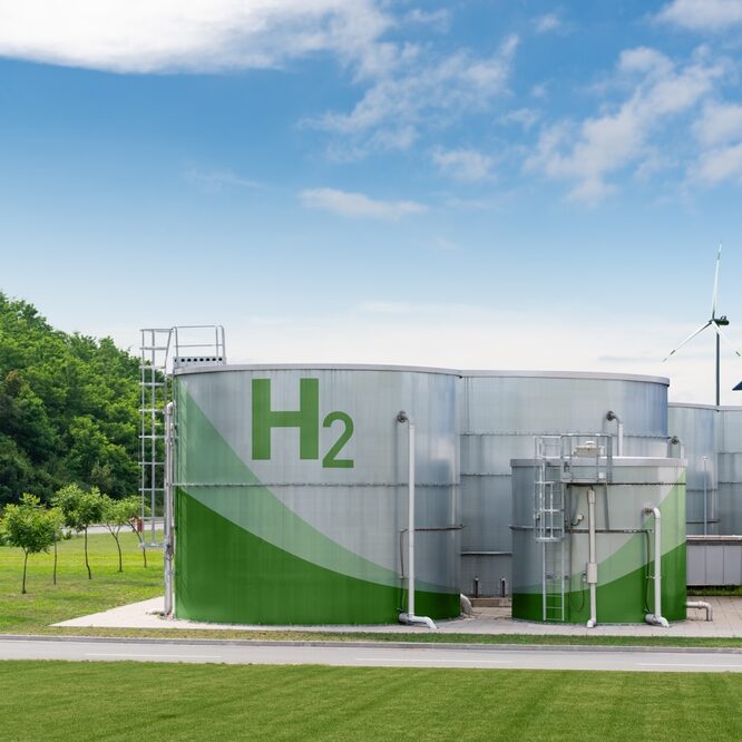 Green-hydrogen-factory